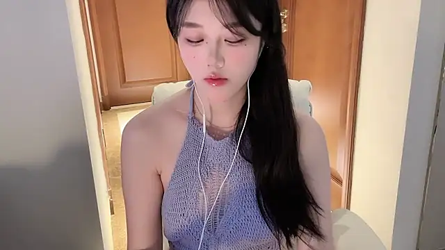 April UU online show from May 2026 01:27:02 AM