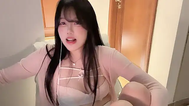 April UU online show from May 2026 02:02:01 PM