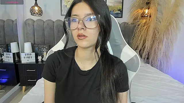 amber hill   online show from May 2026 12:14:02 PM