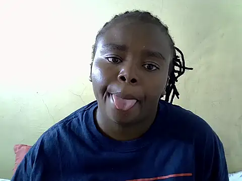 prettydomina online show from June 2026 12:19:01 AM