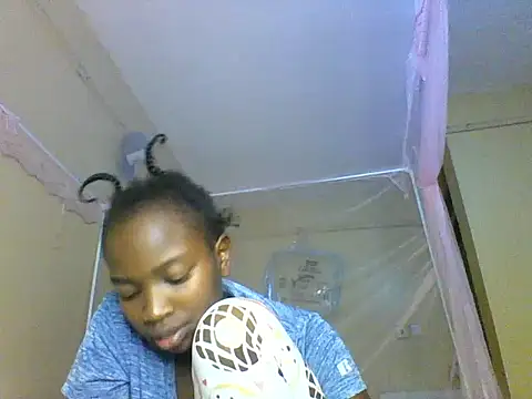 aliana082169 online show from June 2026 08:51:01 PM