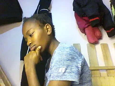 aliana082169 online show from June 2026 09:29:02 AM