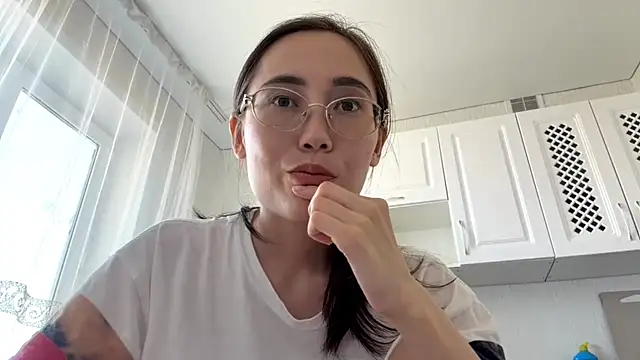 Snapshot of VickieTrudo chatting on July 2026 11:27:01 AM VickieTrudo online show from July 2026 11:27:01 AM