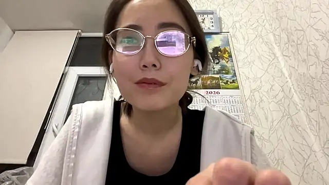 VickieTrudo online show from May 2026 07:42:01 PM