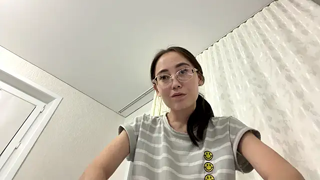 Snapshot of VickieTrudo chatting on July 2026 09:15:01 PM VickieTrudo online show from July 2026 09:15:01 PM