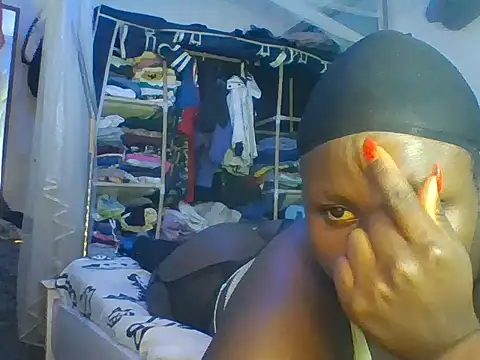 Chocolatesmiles online show from June 2026 09:14:01 PM