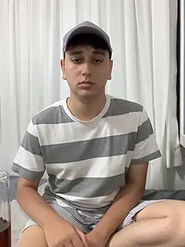 imjustaboyy1 online show from June 2026 07:00:02 PM