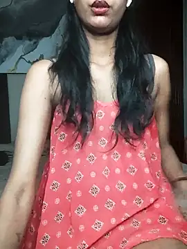 PUNAM779 online show from May 2026 05:22:02 PM