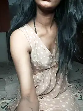 PUNAM779 online show from May 2026 04:47:01 PM