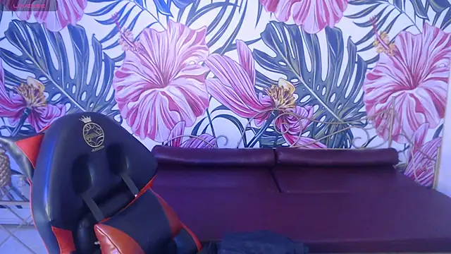 Snapshot of Jenni_arango_ chatting on June 2026 01:05:02 PM Jenni arango online show from June 2026 01:05:02 PM
