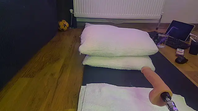 Balkan-Girl online show from June 2026 12:05:02 AM