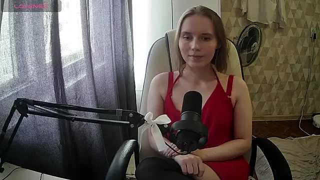 Mia liss  online show from June 2026 12:16:02 PM