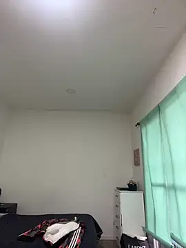 lulupiecitosamor online show from June 2026 06:06:02 PM