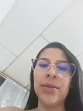 Snapshot of charlotte_collins2_ chatting on June 2026 03:57:01 AM charlotte collins2 online show from June 2026 03:57:01 AM