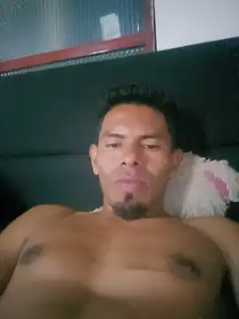 Snapshot of Dominic_24 chatting on May 2026 10:40:01 PM Dominic 24 online show from May 2026 10:40:01 PM