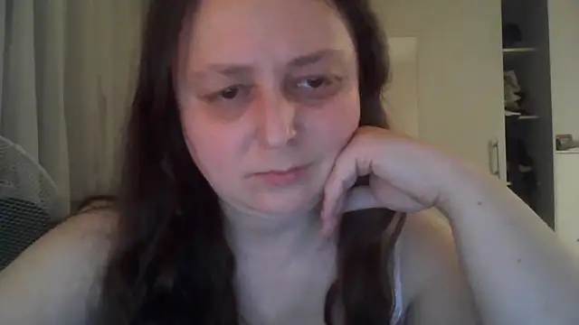 Snapshot of TaylorLovely chatting on July 2026 08:20:01 PM TaylorLovely online show from July 2026 08:20:01 PM