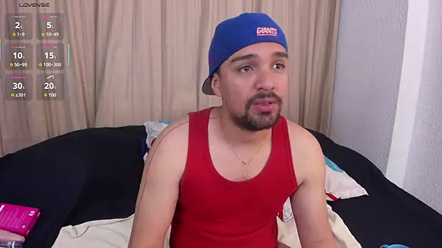 Snapshot of max_ed chatting on June 2026 04:46:01 AM max ed online show from June 2026 04:46:01 AM