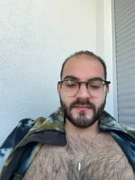 yoyett3223 online show from May 2026 07:06:01 AM