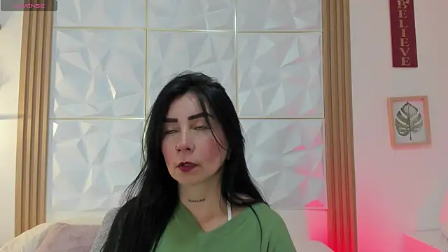 Snapshot of Anniee_333 chatting on June 2026 03:07:01 PM Anniee 333 online show from June 2026 03:07:01 PM