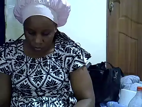 Snapshot of crazybeibe chatting on July 2026 03:44:01 PM crazybeibe online show from July 2026 03:44:01 PM