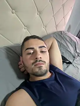 Gugostoso04 online show from May 2026 12:31:02 AM