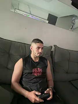 Gugostoso04 online show from May 2026 05:30:01 PM