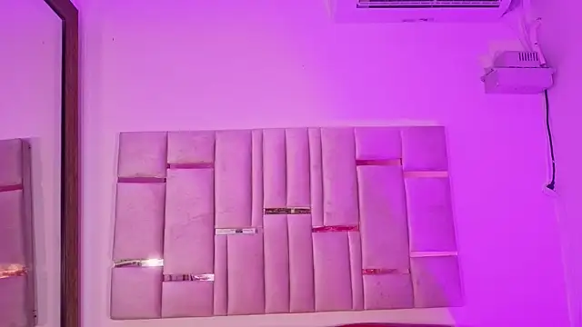 Mikaela-Banes online show from July 2026 03:46:02 PM