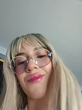 sofi diaz1 online show from July 2026 09:45:02 PM