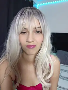 Snapshot of sofi_diaz1 chatting on June 2026 05:01:02 PM sofi diaz1 online show from June 2026 05:01:02 PM
