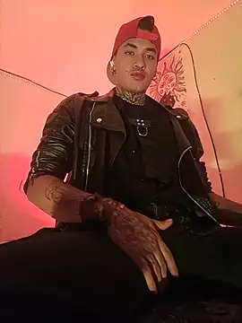 AlecBanne  online show from June 2026 10:37:01 PM