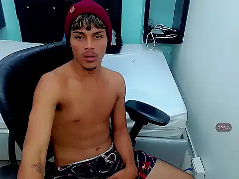 Angel foxc13 online show from May 2026 07:47:01 AM