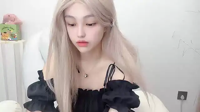 jiangjiang2005 online show from June 2026 06:51:01 PM
