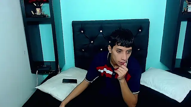 jl brayan12 online show from May 2026 03:40:01 PM