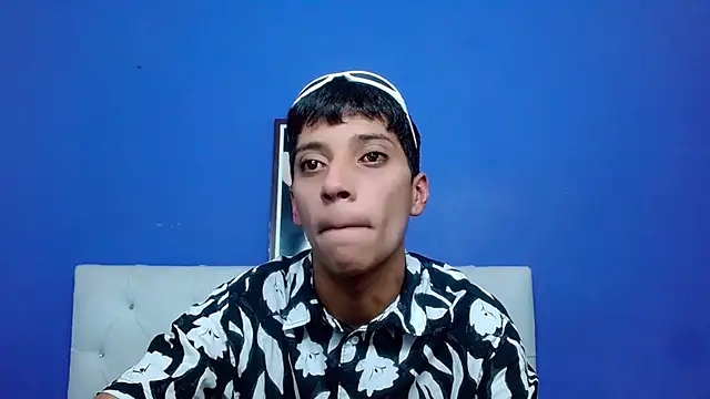Snapshot of jl_brayan12 chatting on June 2026 06:45:02 PM jl brayan12 online show from June 2026 06:45:02 PM
