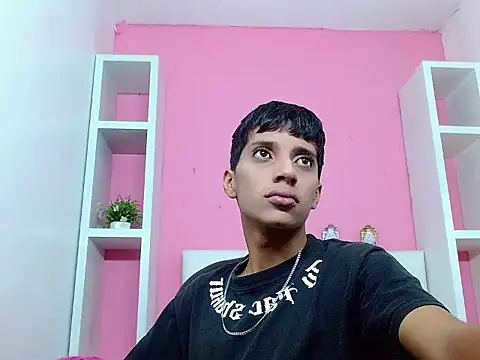 jl brayan12 online show from May 2026 07:47:02 PM