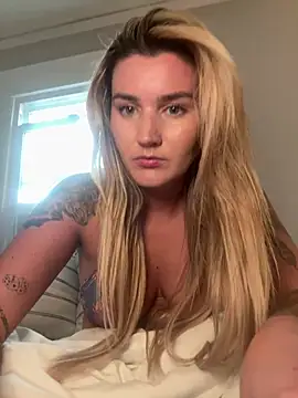 thebeachyblonde online show from June 2026 11:46:01 PM