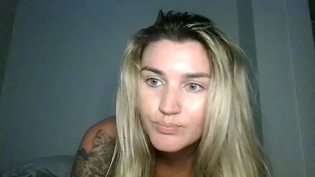 thebeachyblonde online show from July 2026 10:21:01 PM