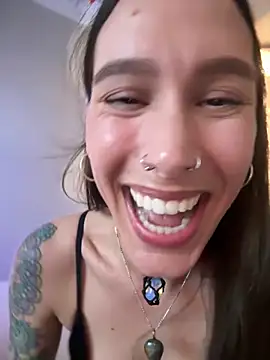 Snapshot of lil_martian chatting on January 2025 01:14:02 PM lil martian online show from January 2025 01:14:02 PM