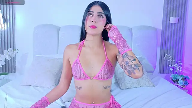 AuroraTaylor1 online show from June 2026 10:37:01 PM