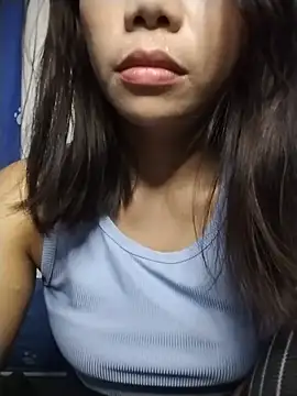 Snapshot of Blushmuse23 chatting on June 2026 03:28:02 AM Blushmuse23 online show from June 2026 03:28:02 AM