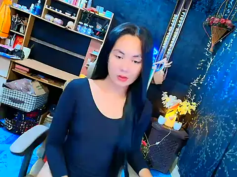 JillianWard17 online show from May 2026 08:53:02 PM
