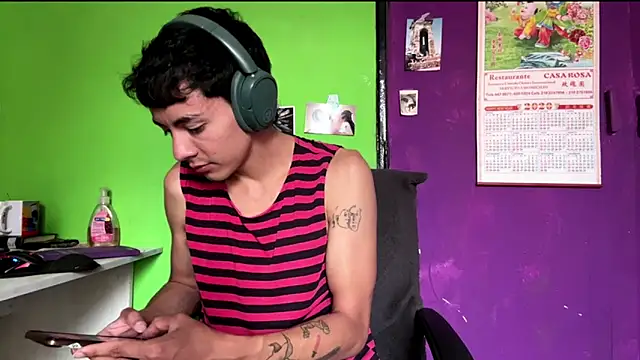 Snapshot of crisanto8 chatting on May 2026 09:04:02 PM crisanto8 online show from May 2026 09:04:02 PM