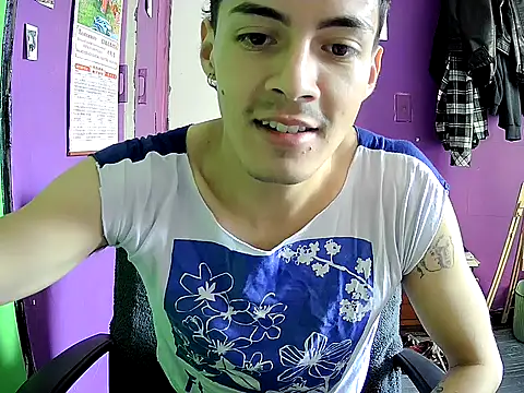 Snapshot of crisanto8 chatting on May 2026 04:28:02 PM crisanto8 online show from May 2026 04:28:02 PM