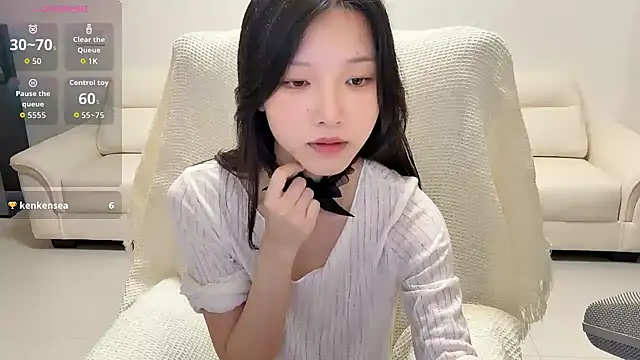 jiajia girl online show from June 2026 01:39:02 PM
