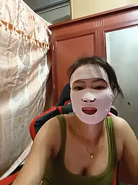 Snapshot of Yuy_sexyy chatting on May 2026 11:05:01 PM Yuy sexyy online show from May 2026 11:05:01 PM