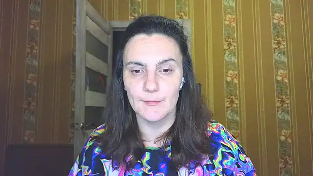 warm pearl online show from May 2026 12:50:02 AM