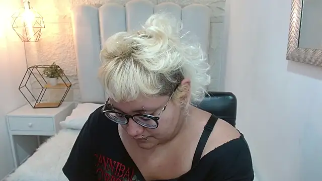 Echypyon  online show from June 2026 03:28:01 AM
