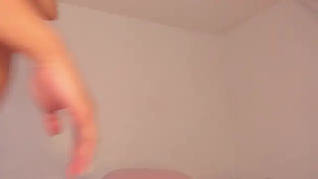 karely laurent online show from May 2026 01:55:01 AM