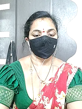 Snapshot of Leela_555 chatting on June 2026 12:11:01 PM Leela 555 online show from June 2026 12:11:01 PM