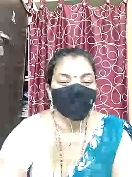 Snapshot of Leela_555 chatting on July 2026 01:23:02 AM Leela 555 online show from July 2026 01:23:02 AM